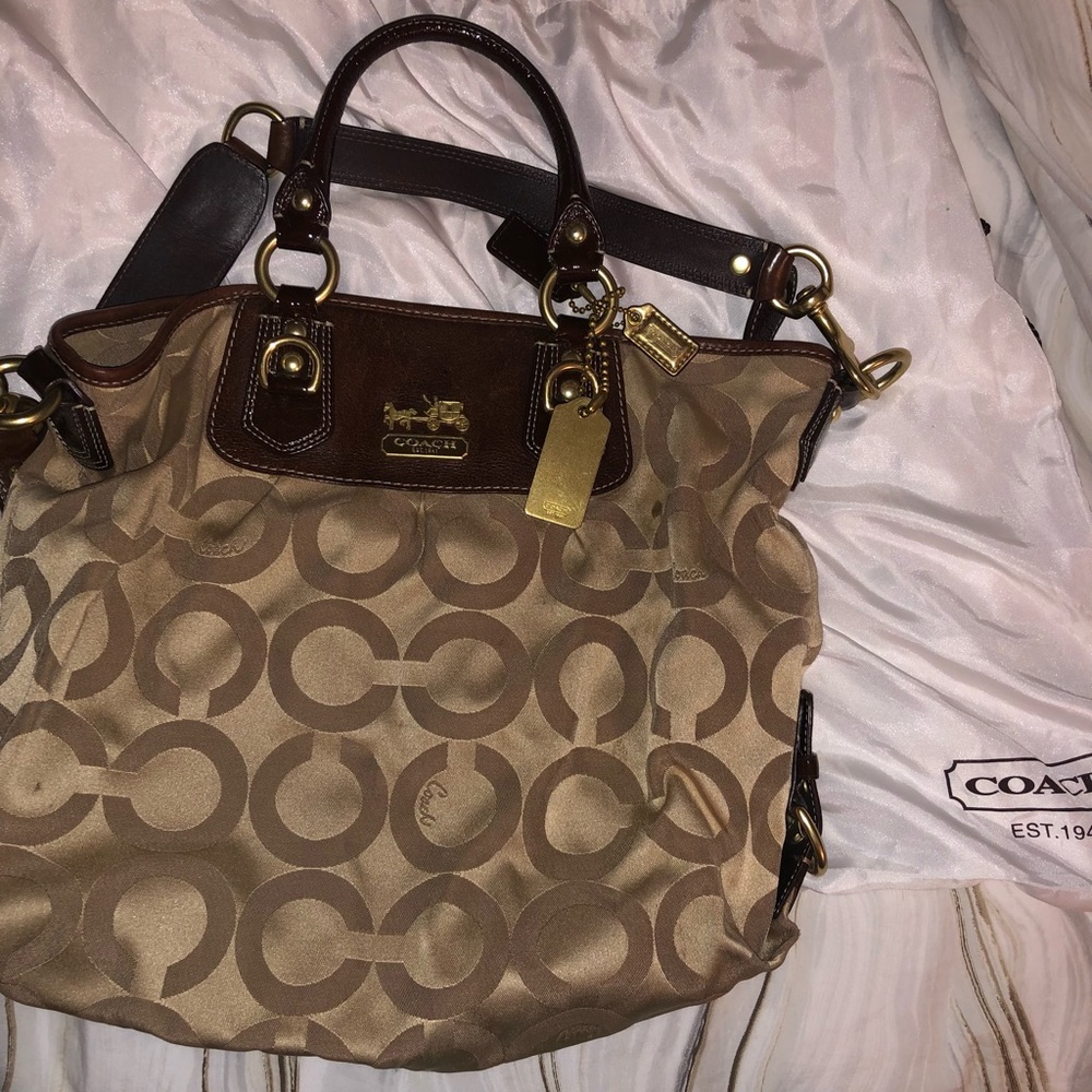Coach satchel gold/tan